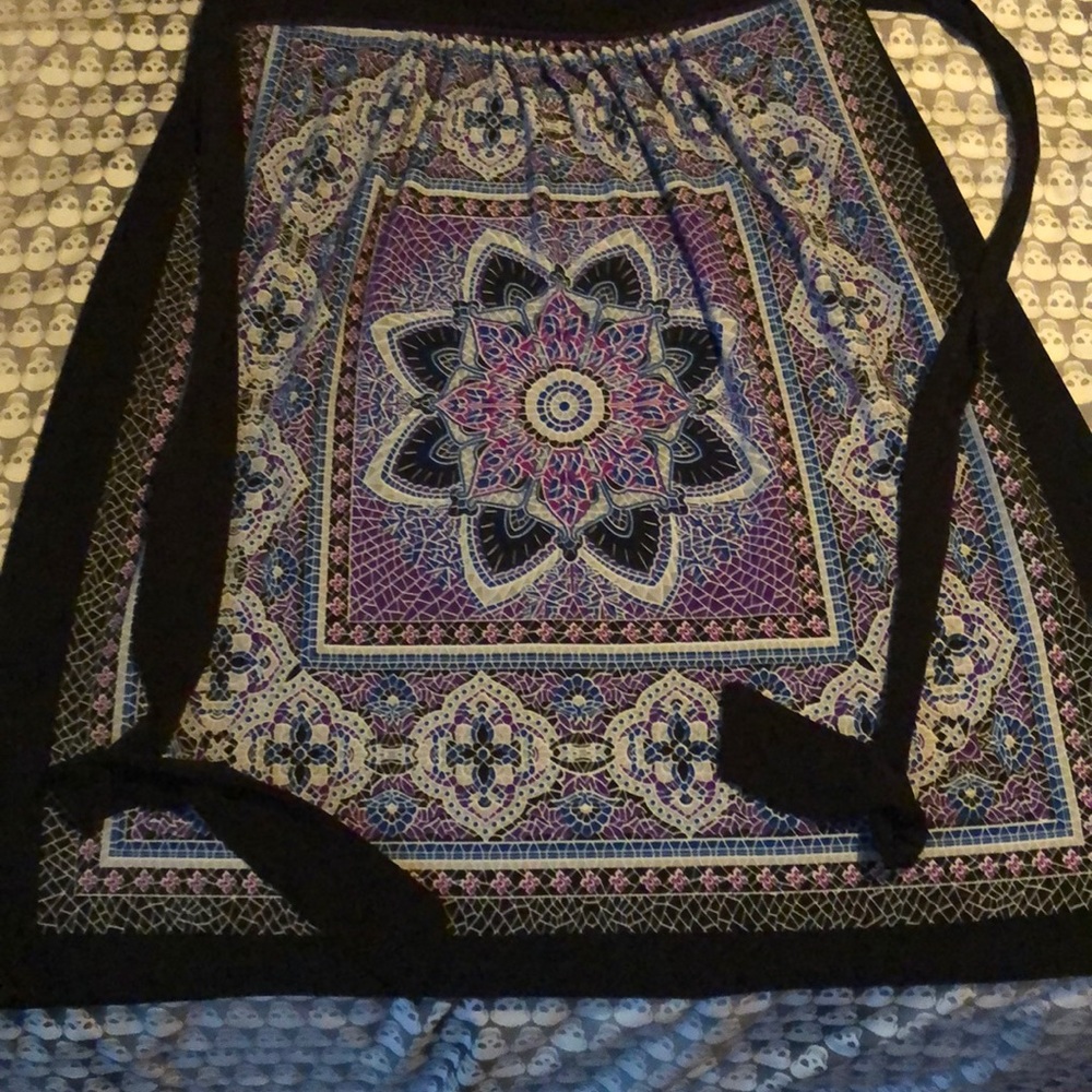 Black mid dress